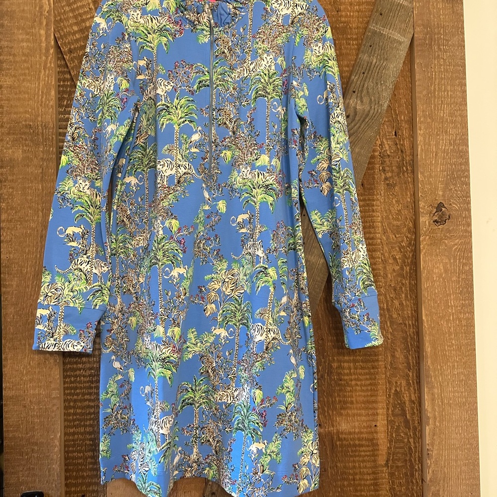 Lilly Pulitzer Blue Tropical Print Long-Sleeve Shift Dress - Picture 2 of 5